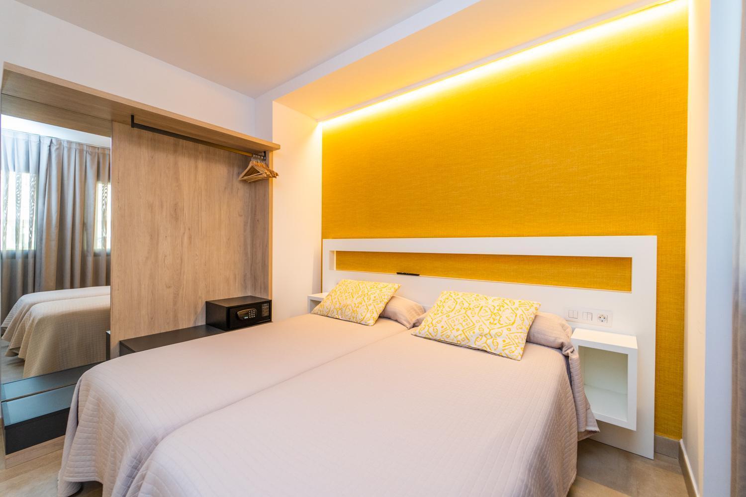 Vistamar Colors Boutique Luxury Apartments By Dlv ビリャホヨサ エクステリア 写真